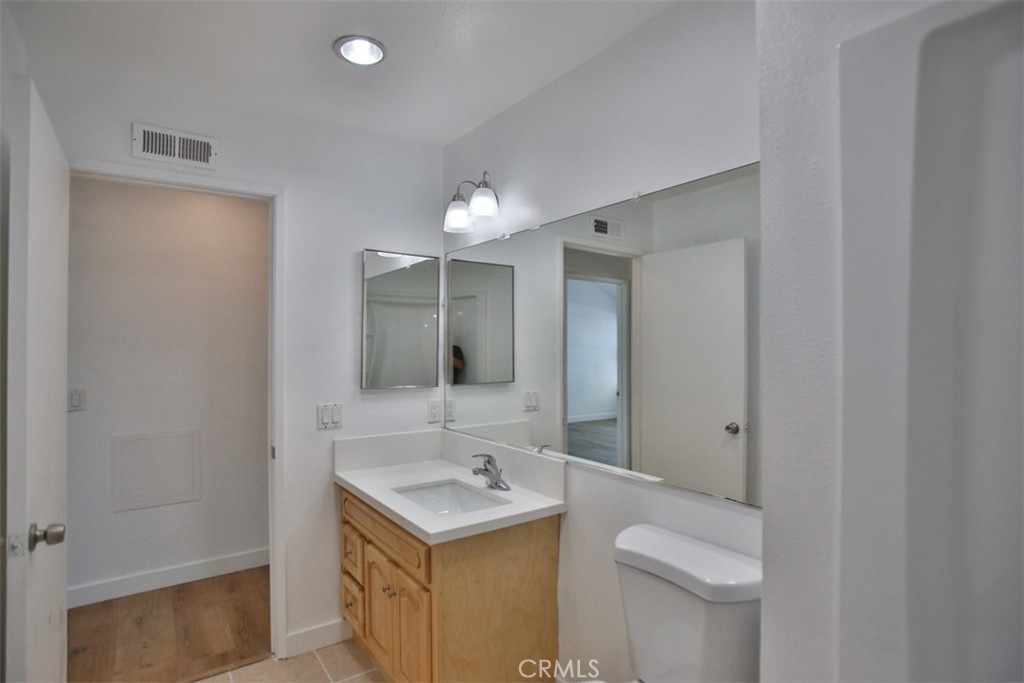 10551 Lakeside Drive S 140