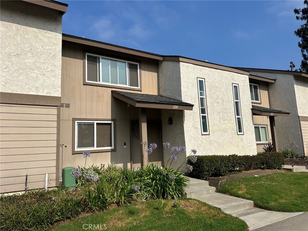 1214 Devonshire Lane