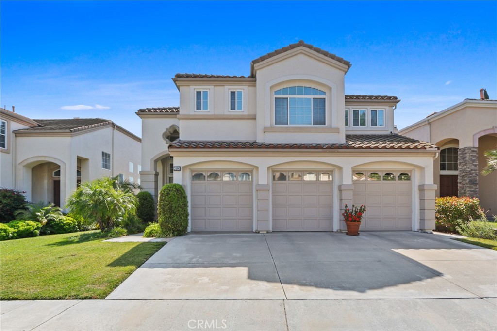 2590 Saratoga Drive
