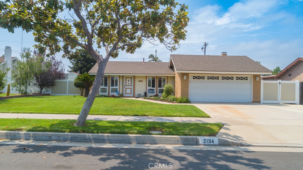 2134 E Chestnut Avenue