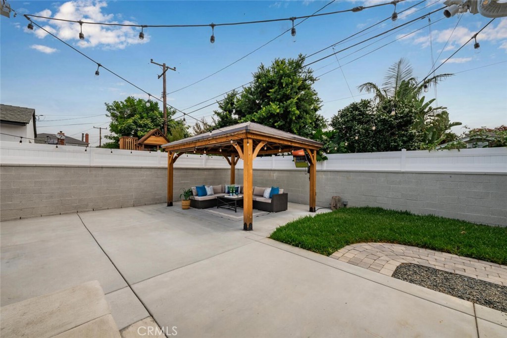 5418 Graywood Avenue