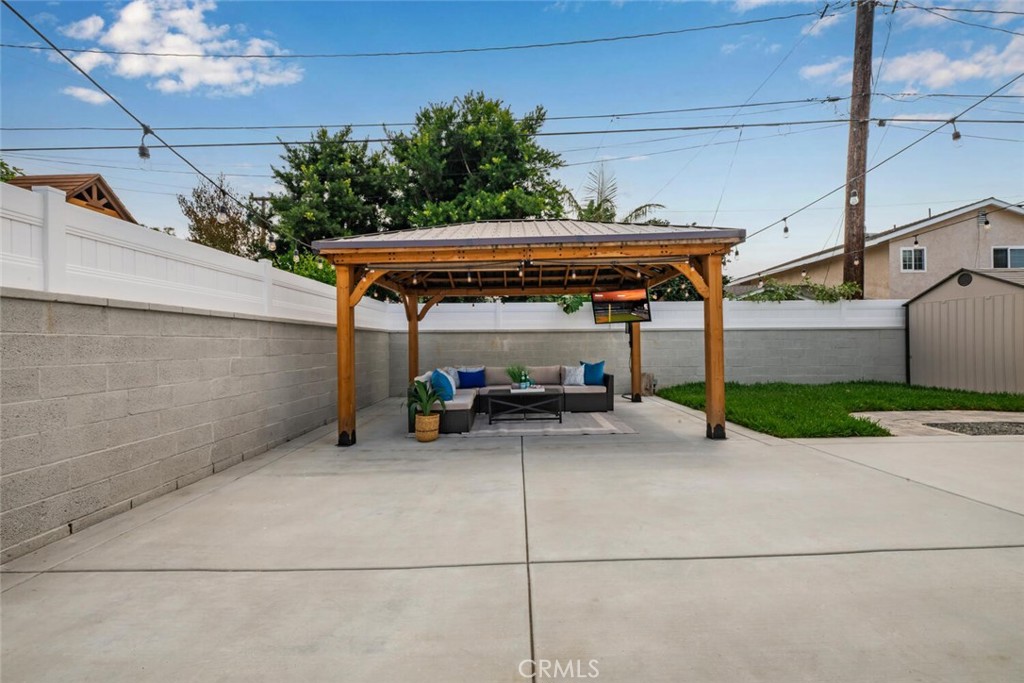 5418 Graywood Avenue