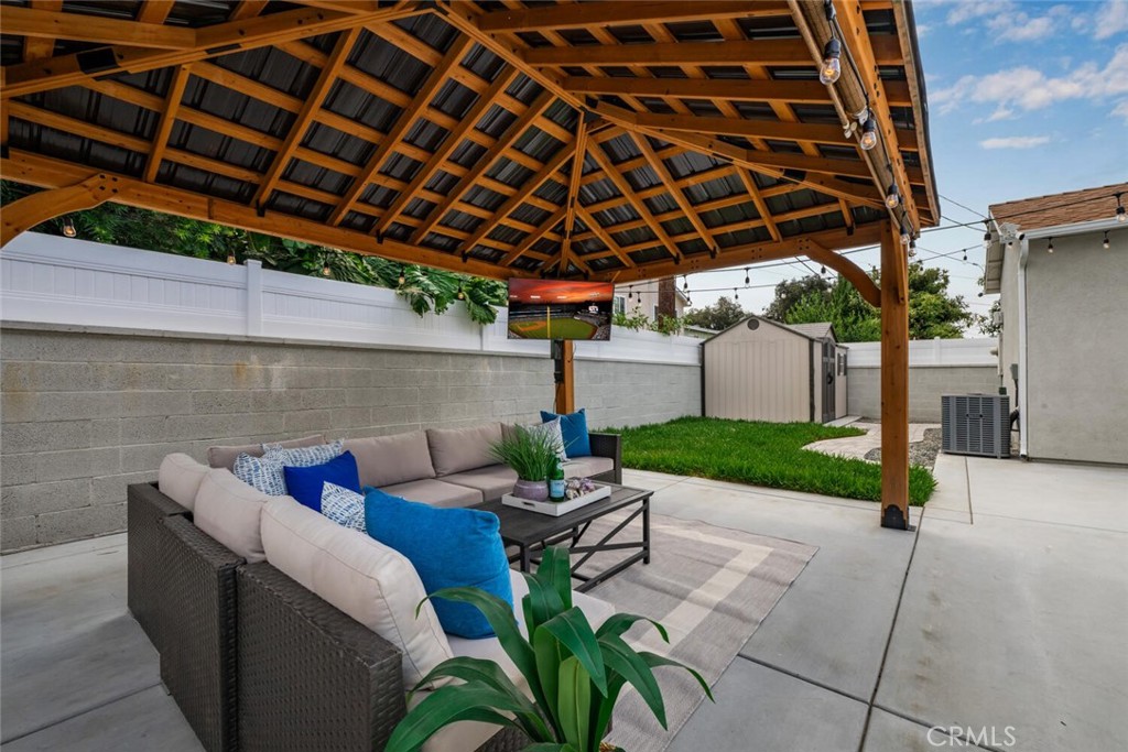 5418 Graywood Avenue