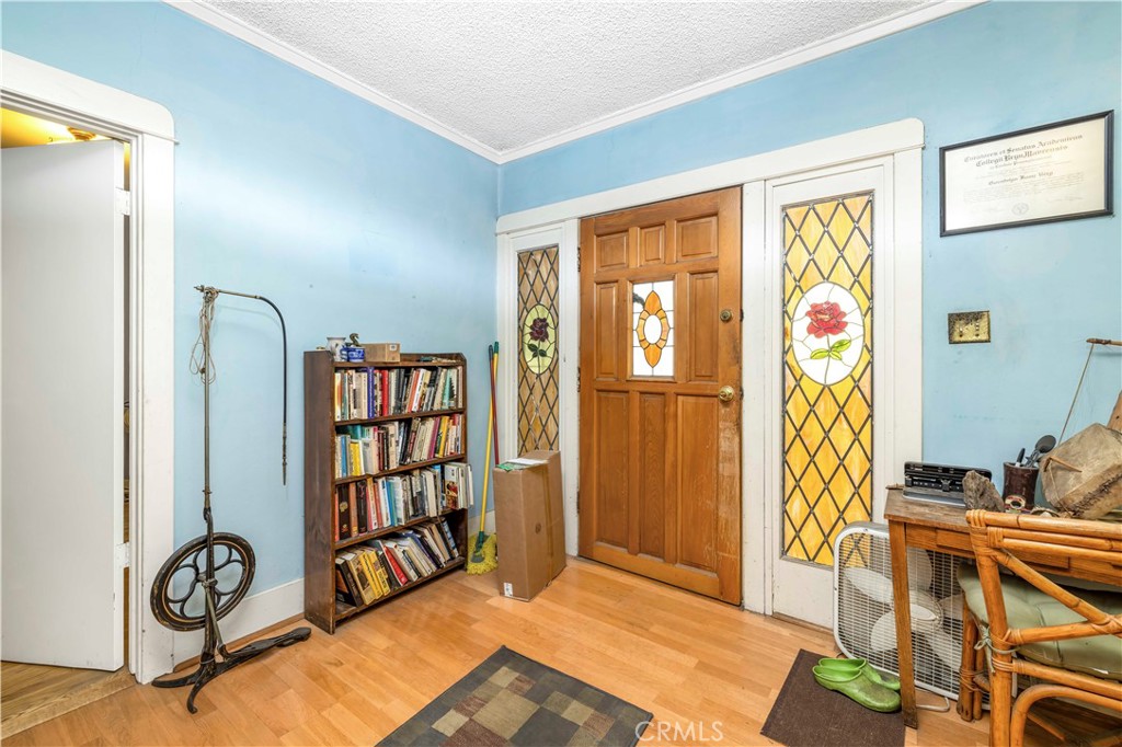 910 N. Huntington Blvd.