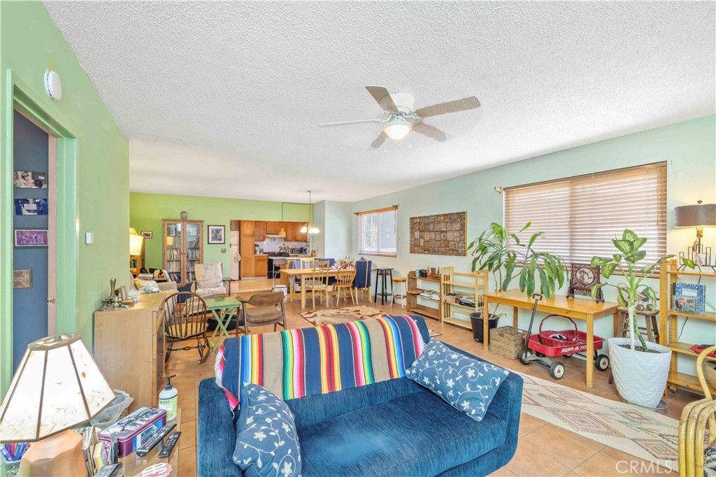 910 N. Huntington Blvd.