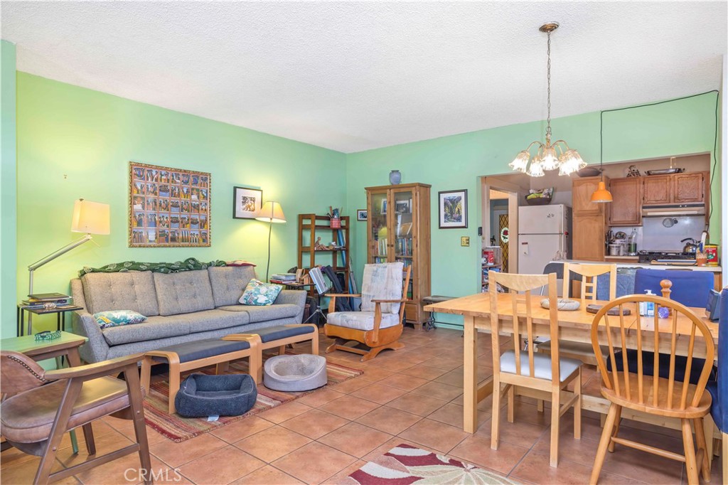 910 N. Huntington Blvd.