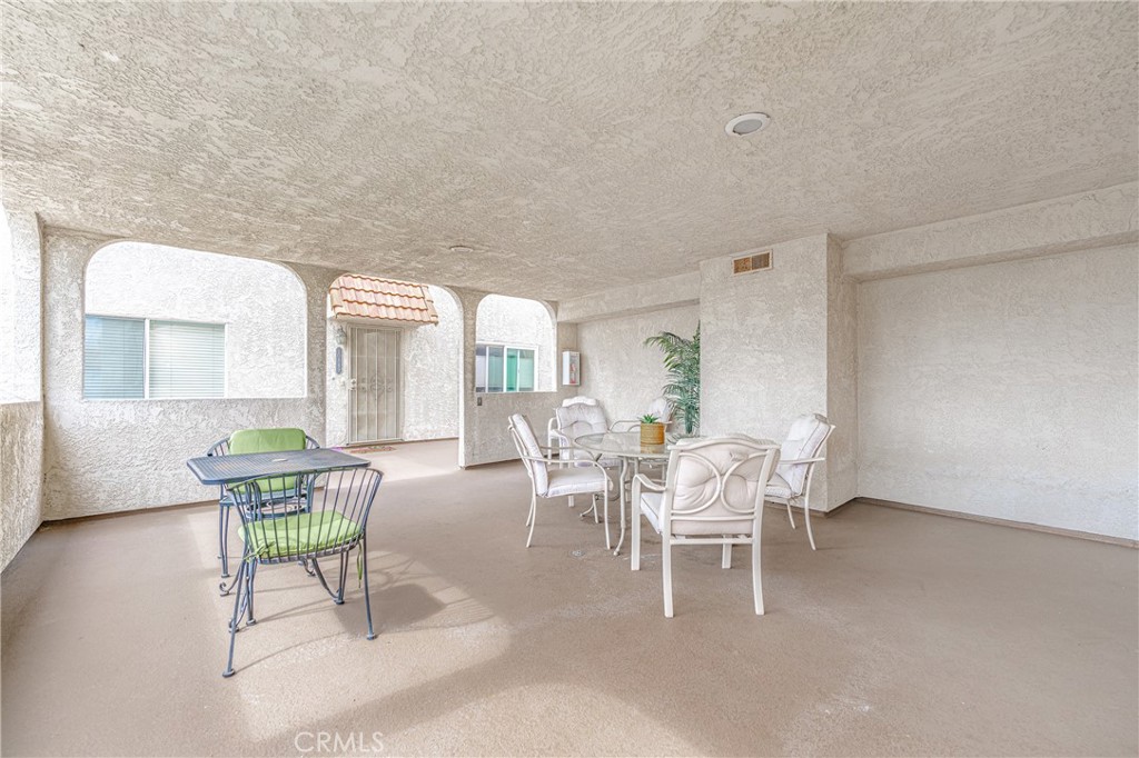 10849 Chestnut Street 5