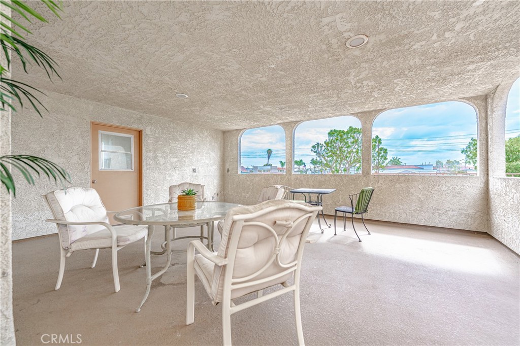 10849 Chestnut Street 5