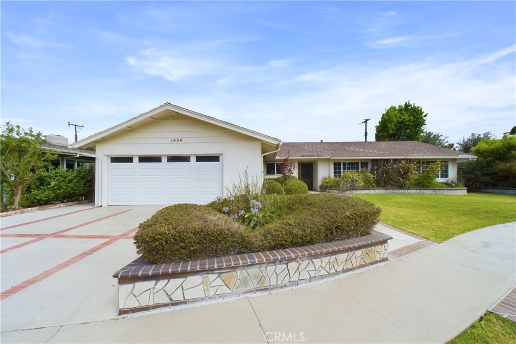 1696 Oahu Place
