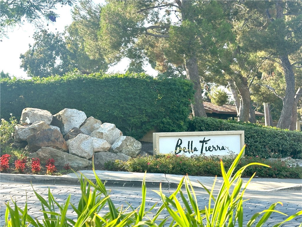 25581 Indian Hill Lane C