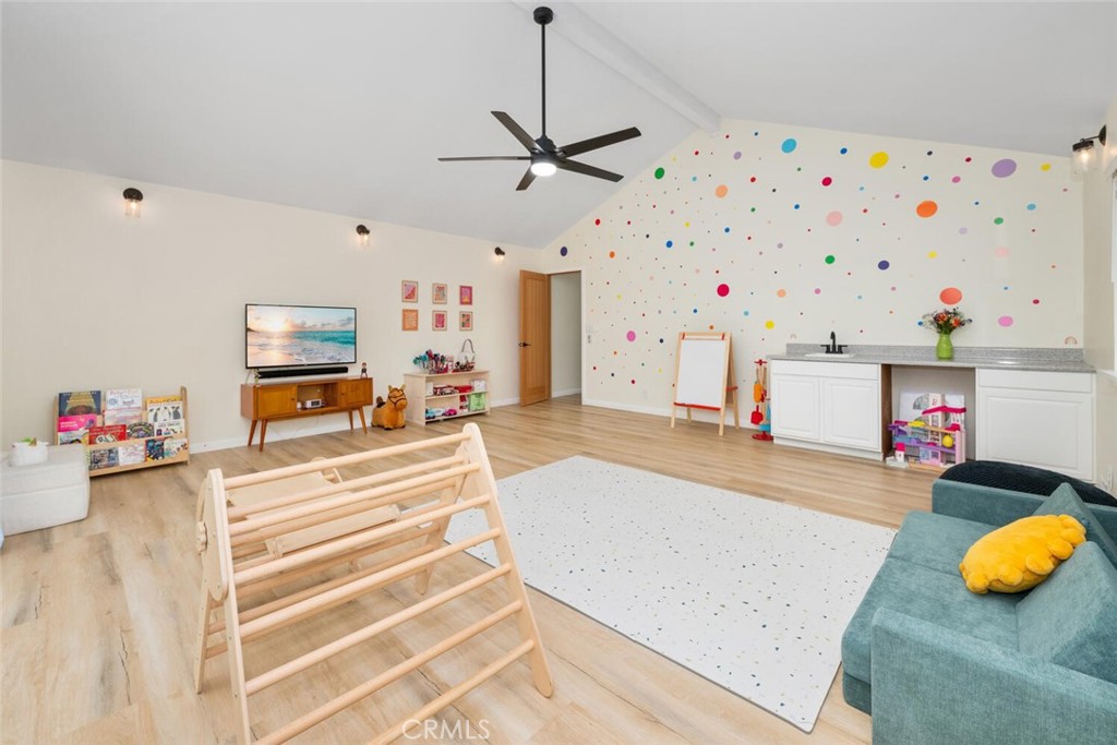 20632 Farnsworth Lane