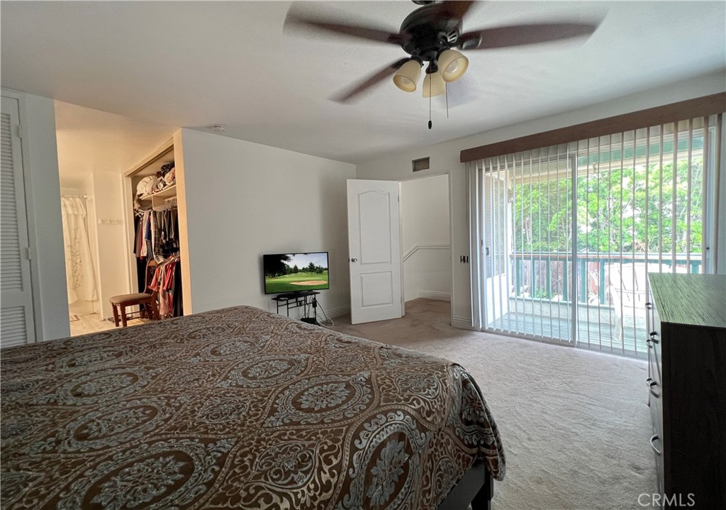 3891 Ravenswood Drive