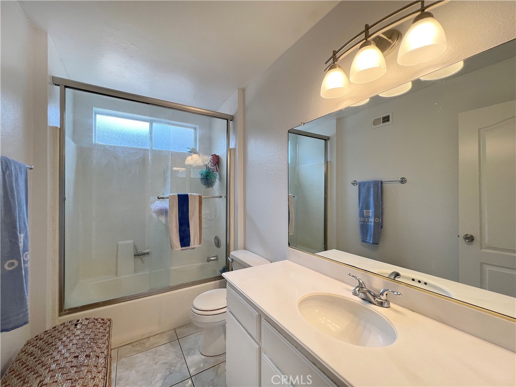 3891 Ravenswood Drive