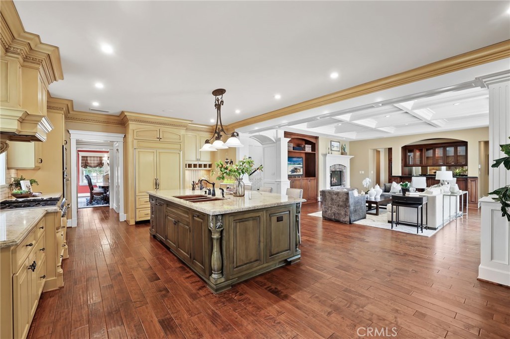 3061 Inverness Drive