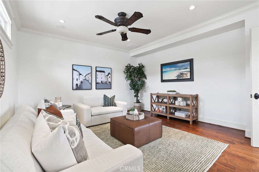 3061 Inverness Drive