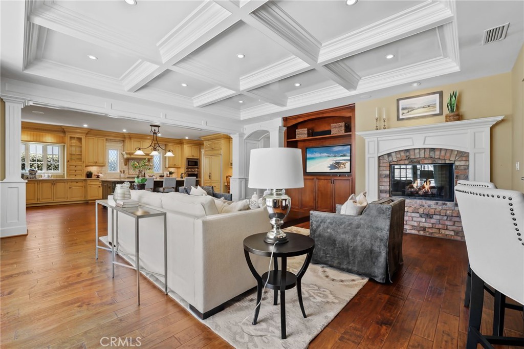 3061 Inverness Drive