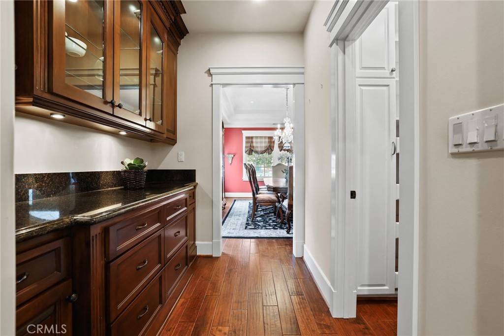 3061 Inverness Drive