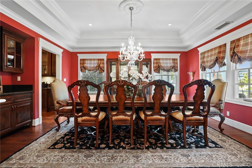 3061 Inverness Drive