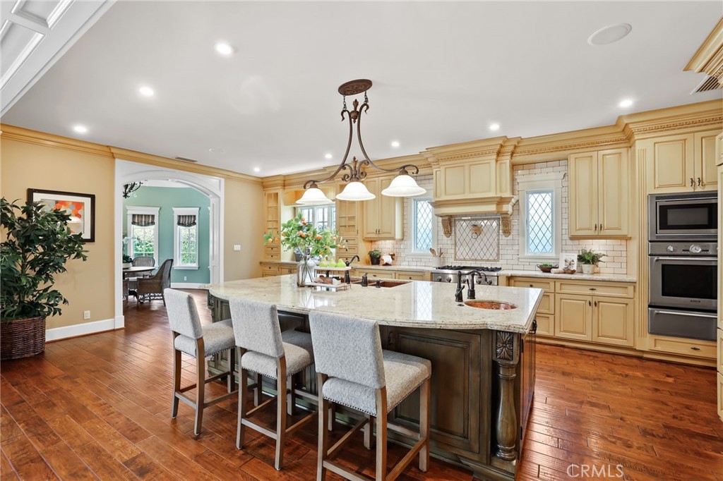 3061 Inverness Drive