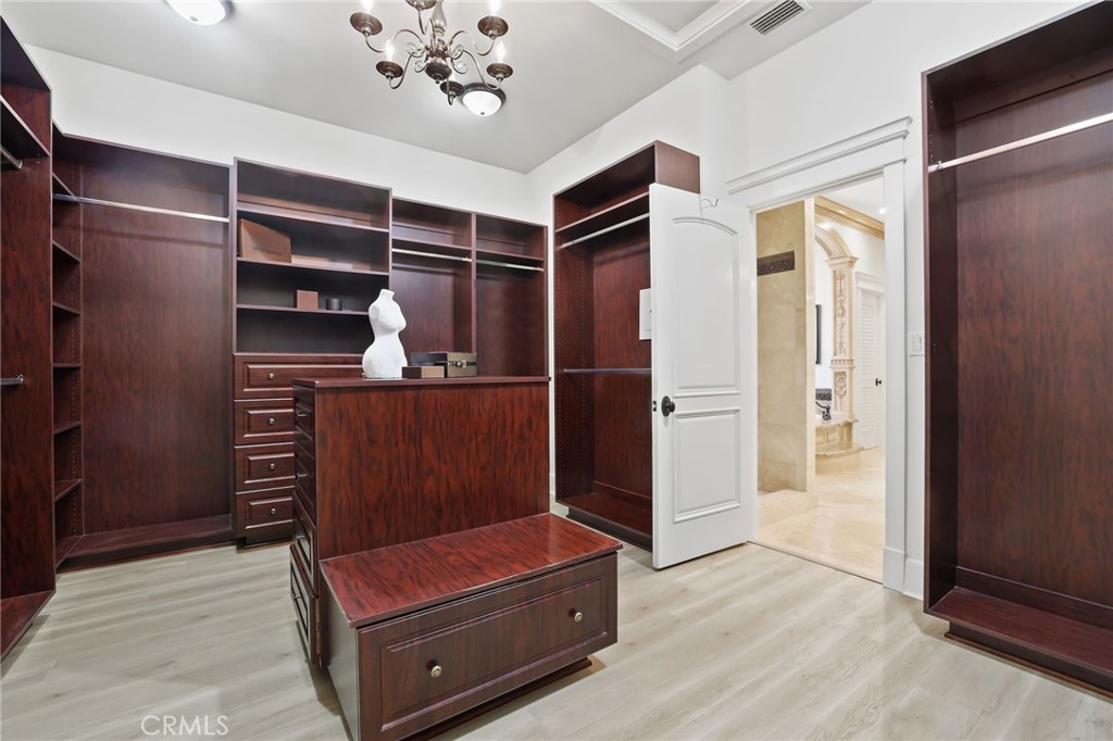 3061 Inverness Drive