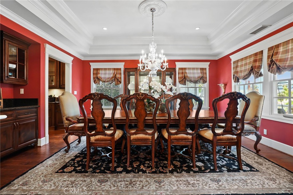 3061 Inverness Drive