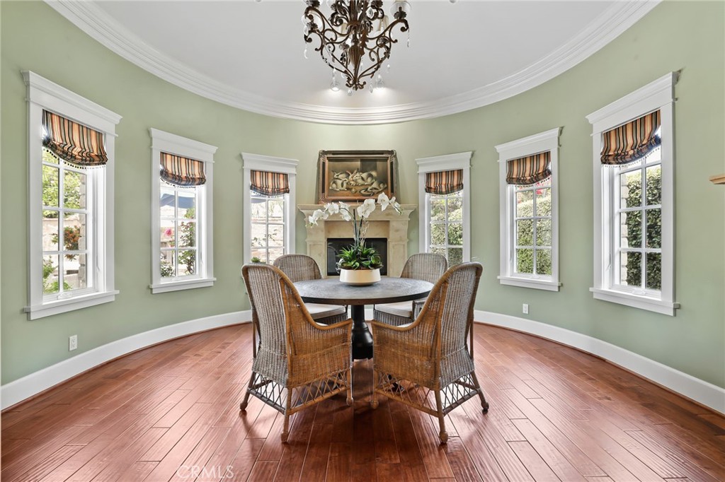 3061 Inverness Drive