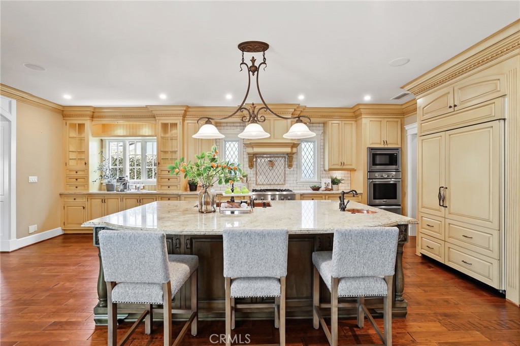 3061 Inverness Drive