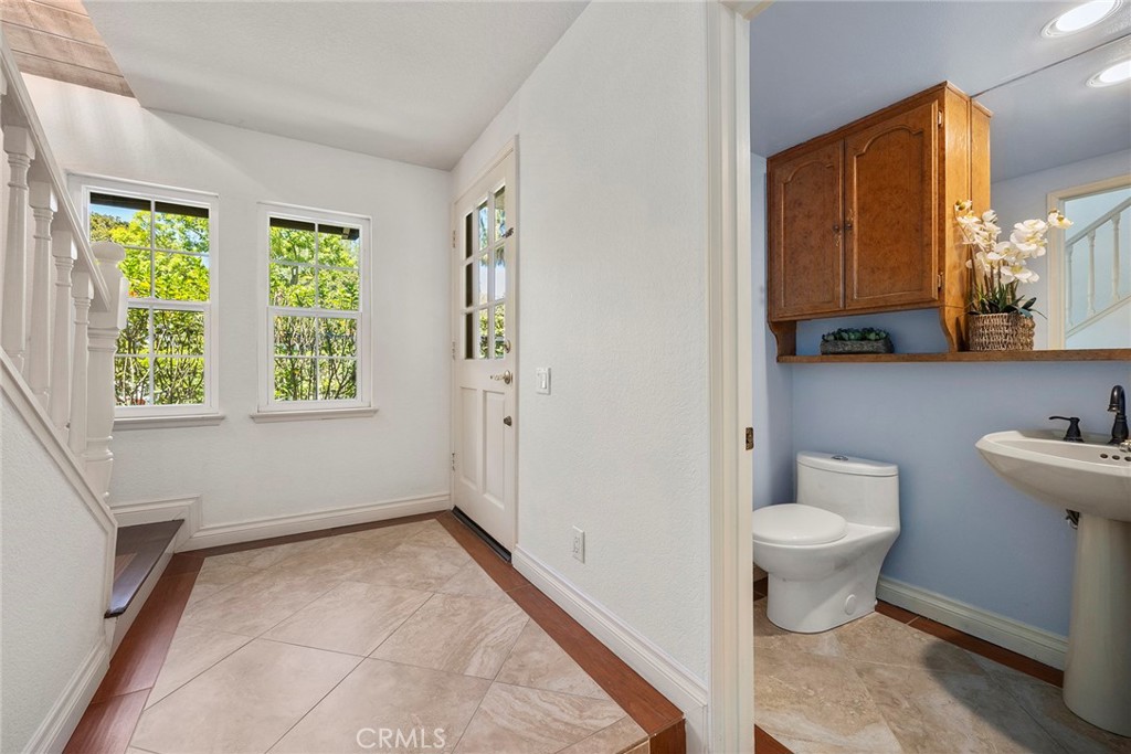 6103 E Morningview Drive 7