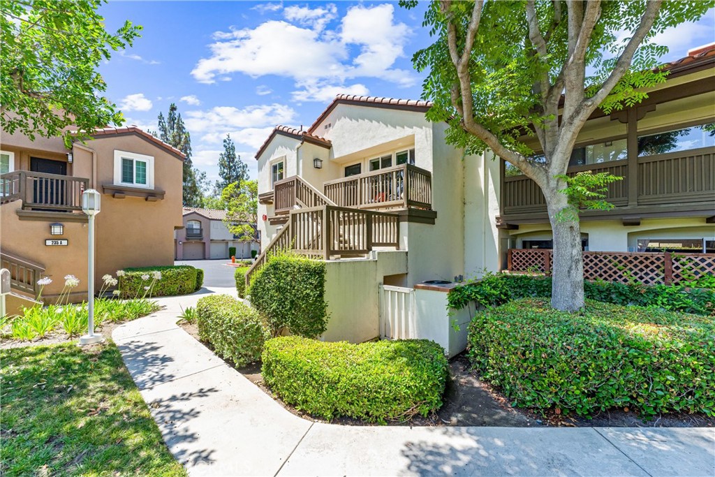 227 S Cross Creek Road F