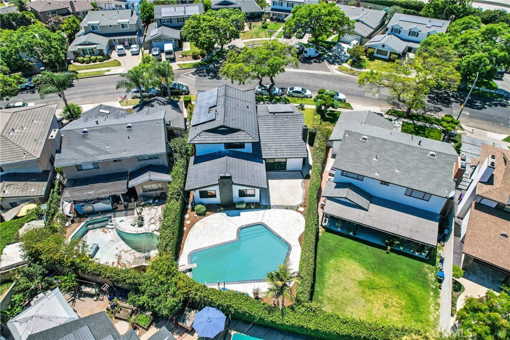 7825 E Ritchie Street