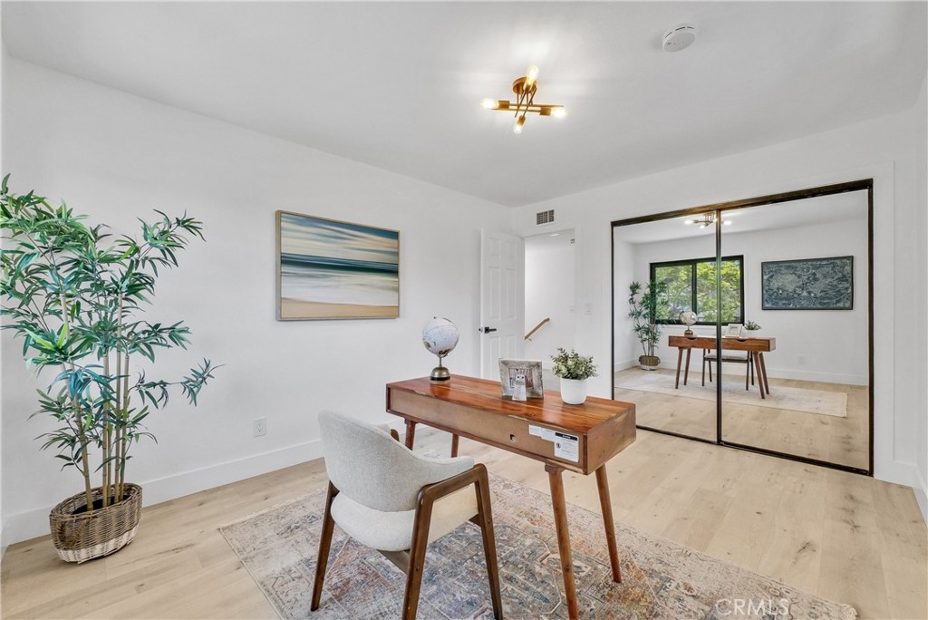 7825 E Ritchie Street