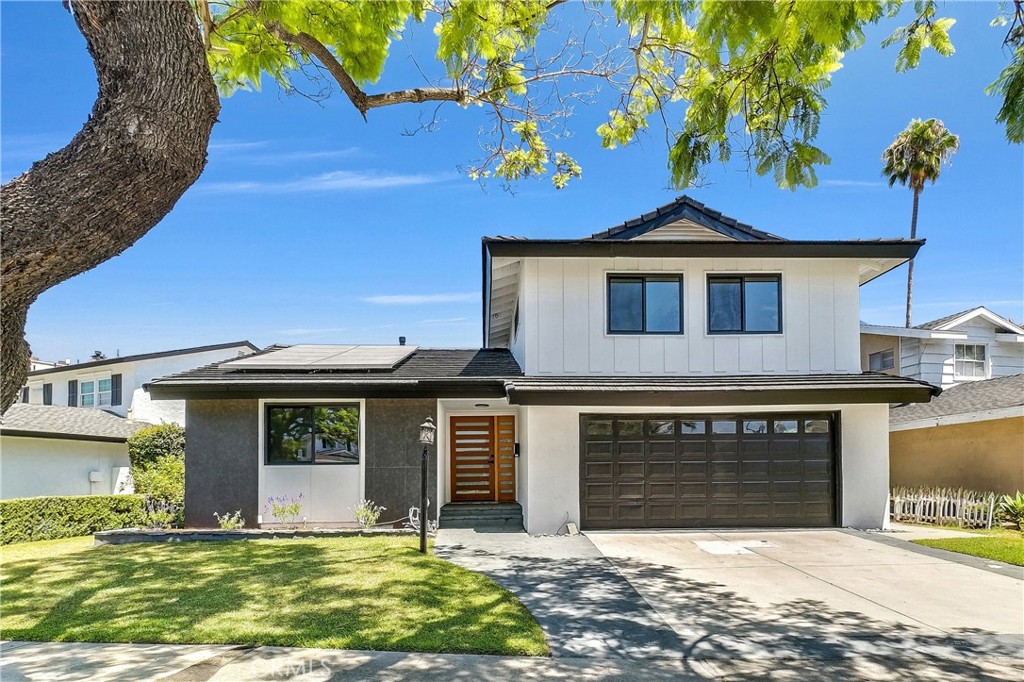 7825 E Ritchie Street