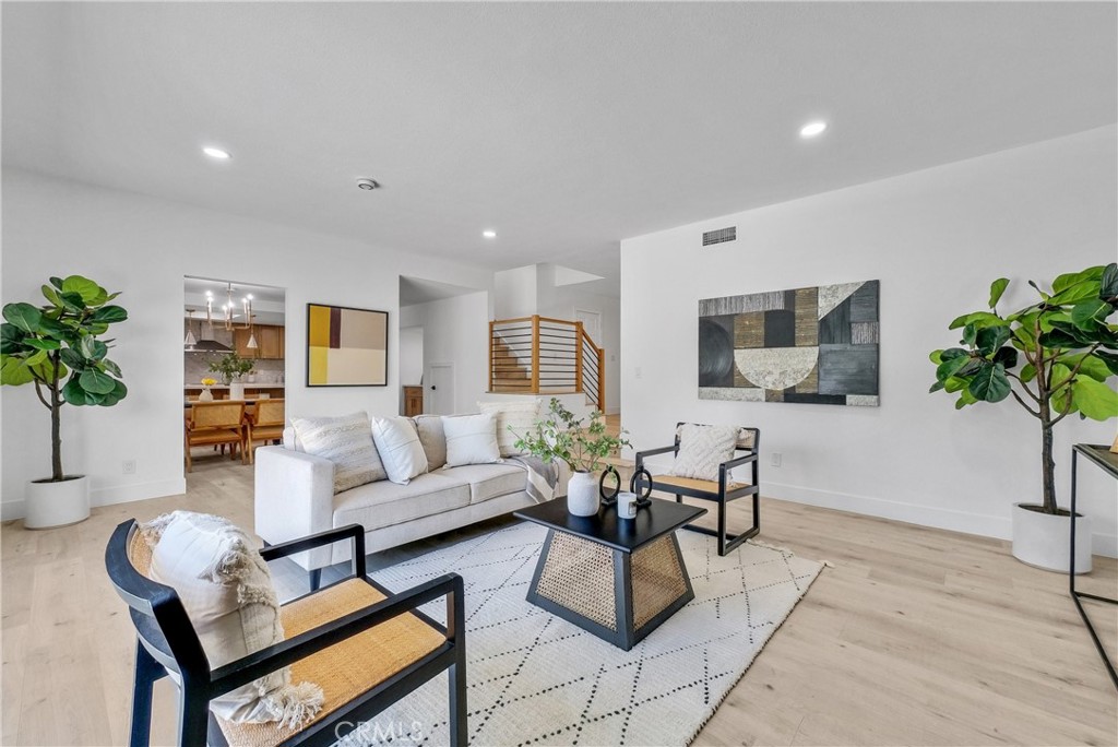 7825 E Ritchie Street