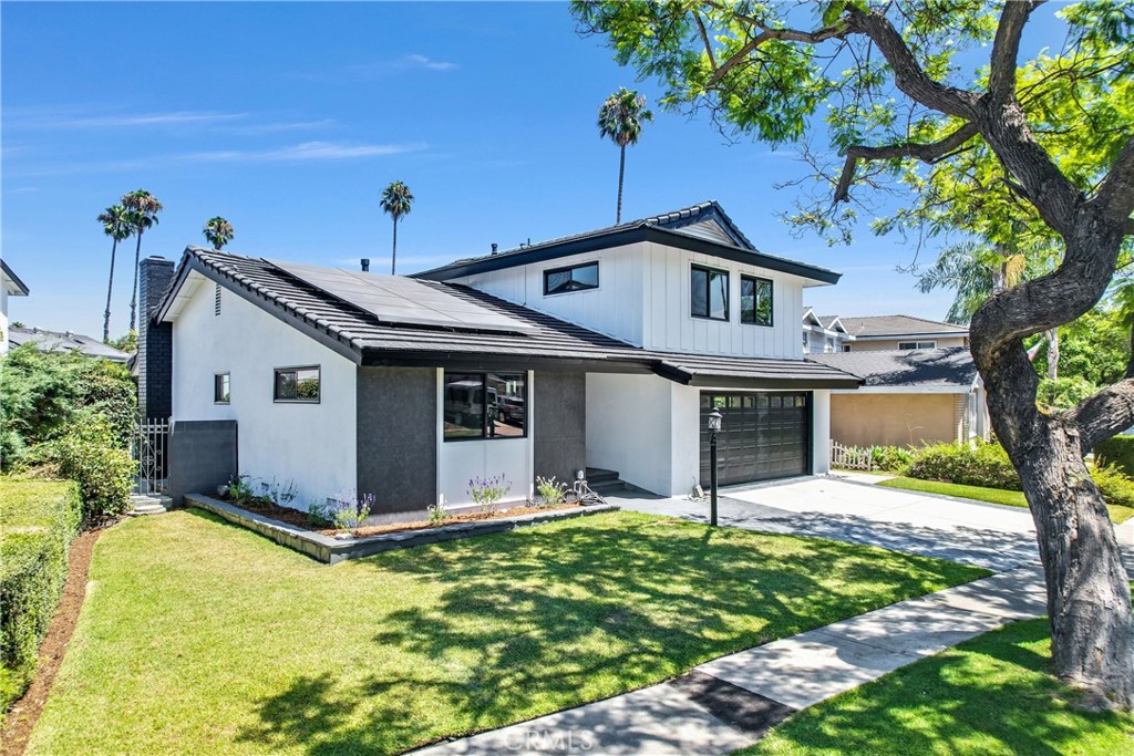 7825 E Ritchie Street