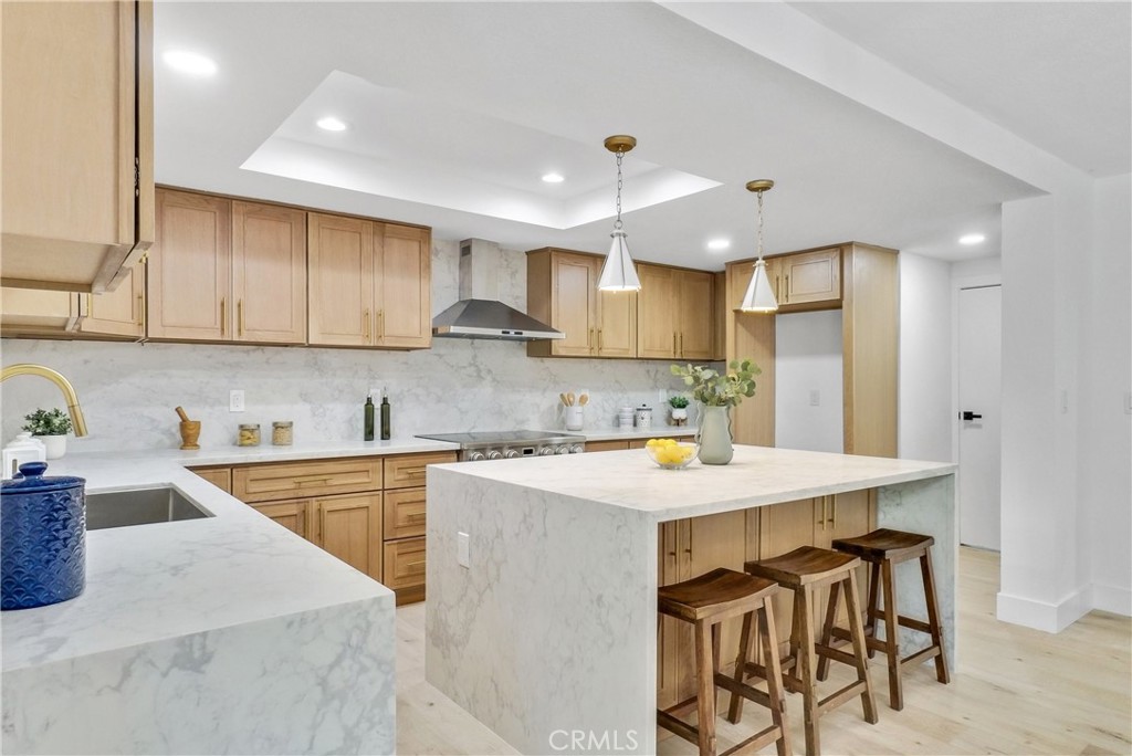 7825 E Ritchie Street