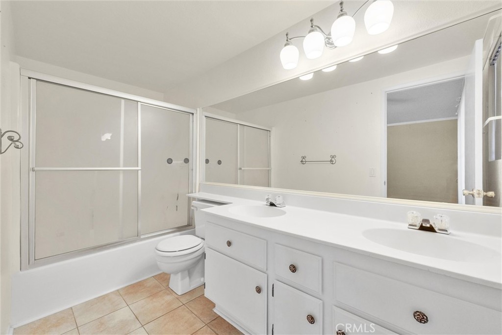 547 Barca Creek Drive