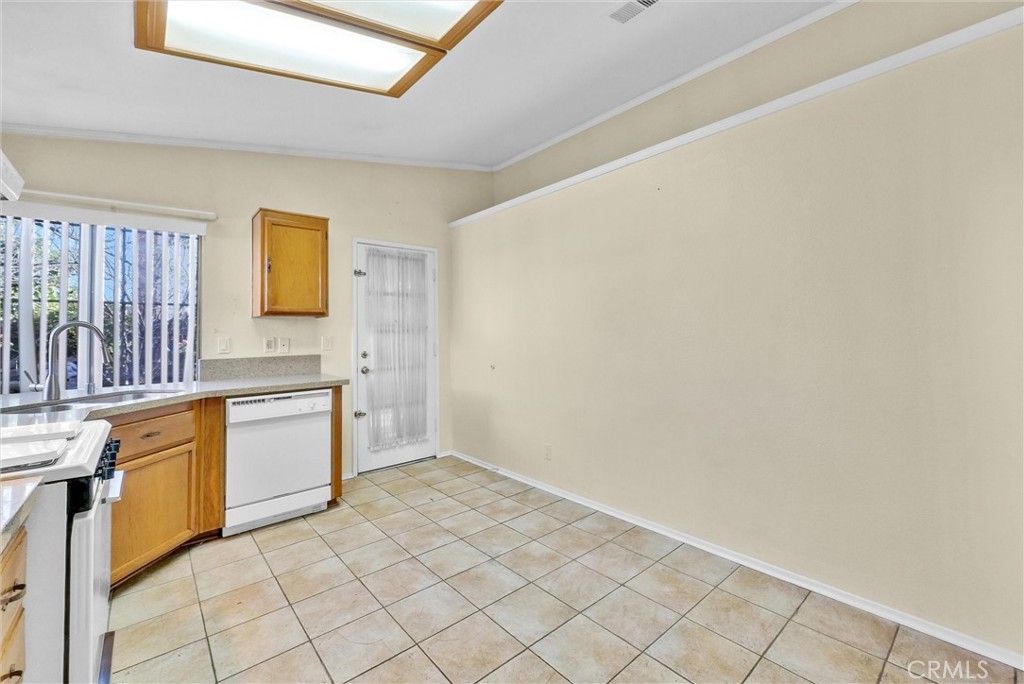 547 Barca Creek Drive