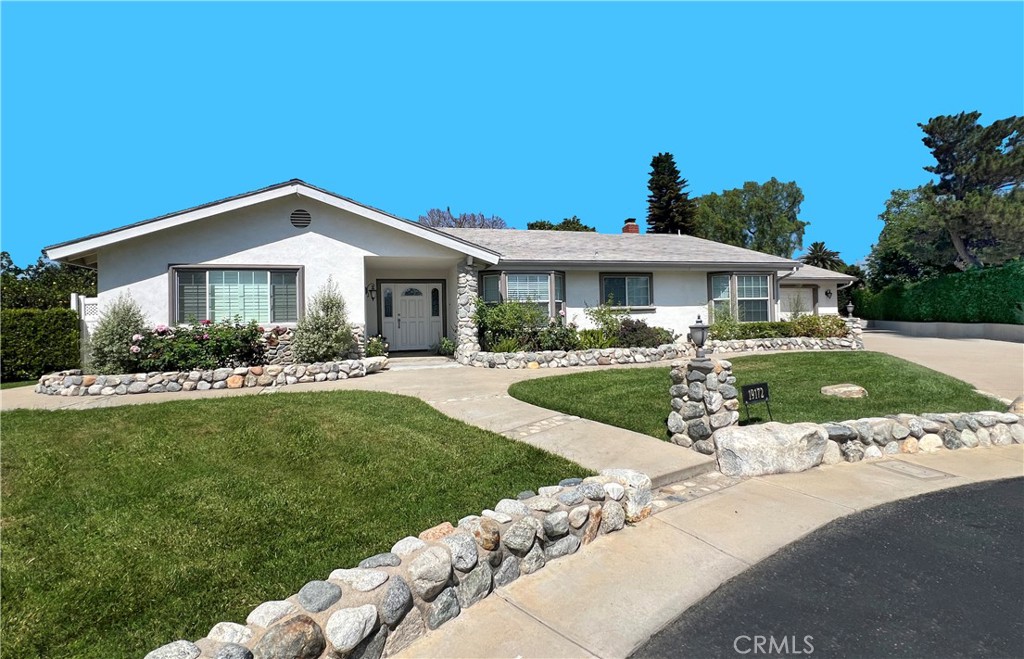 19172 McCarthy Lane
