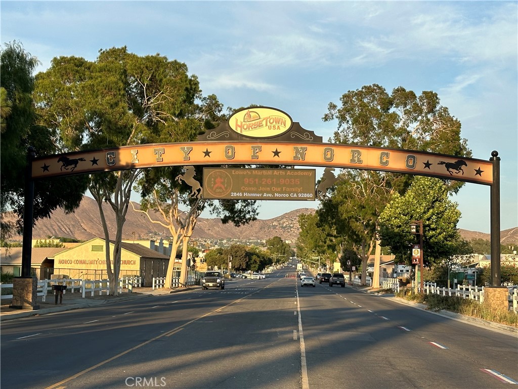 2481 Hillside Avenue