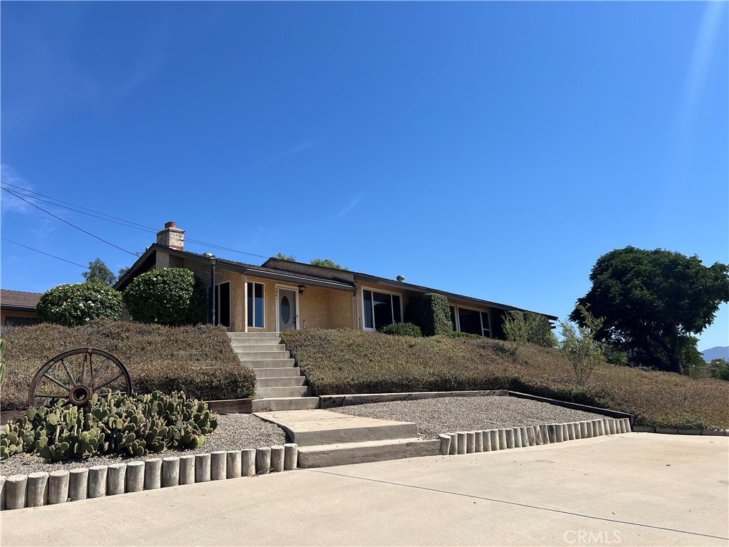 2481 Hillside Avenue