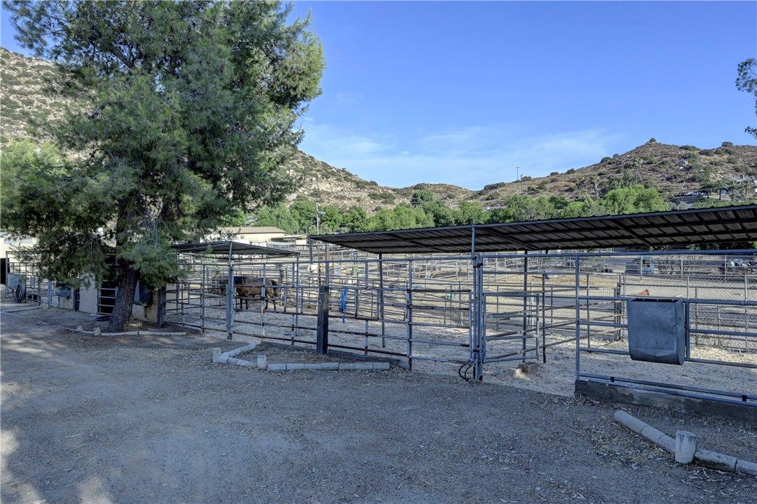 2481 Hillside Avenue