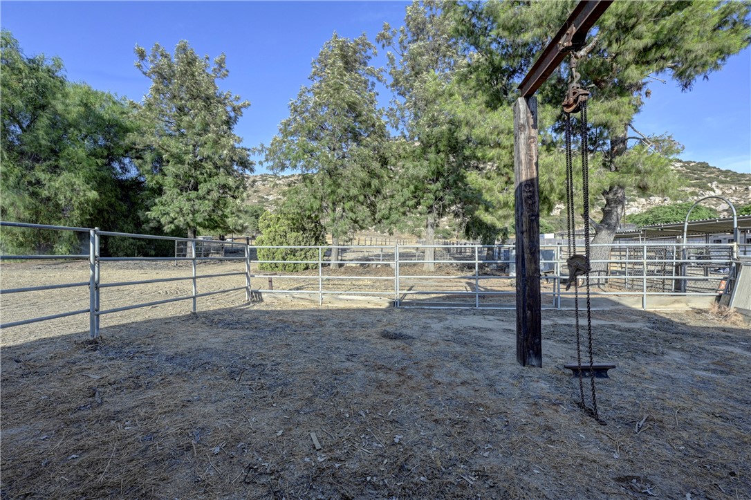 2481 Hillside Avenue