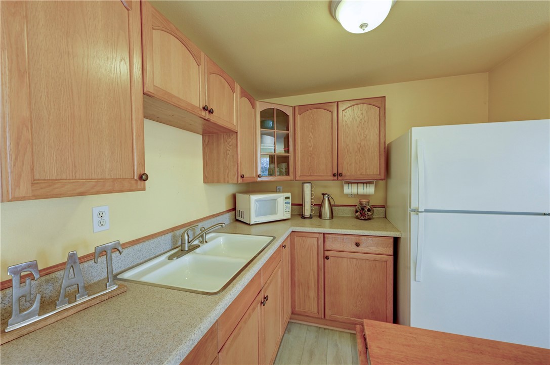 2481 Hillside Avenue