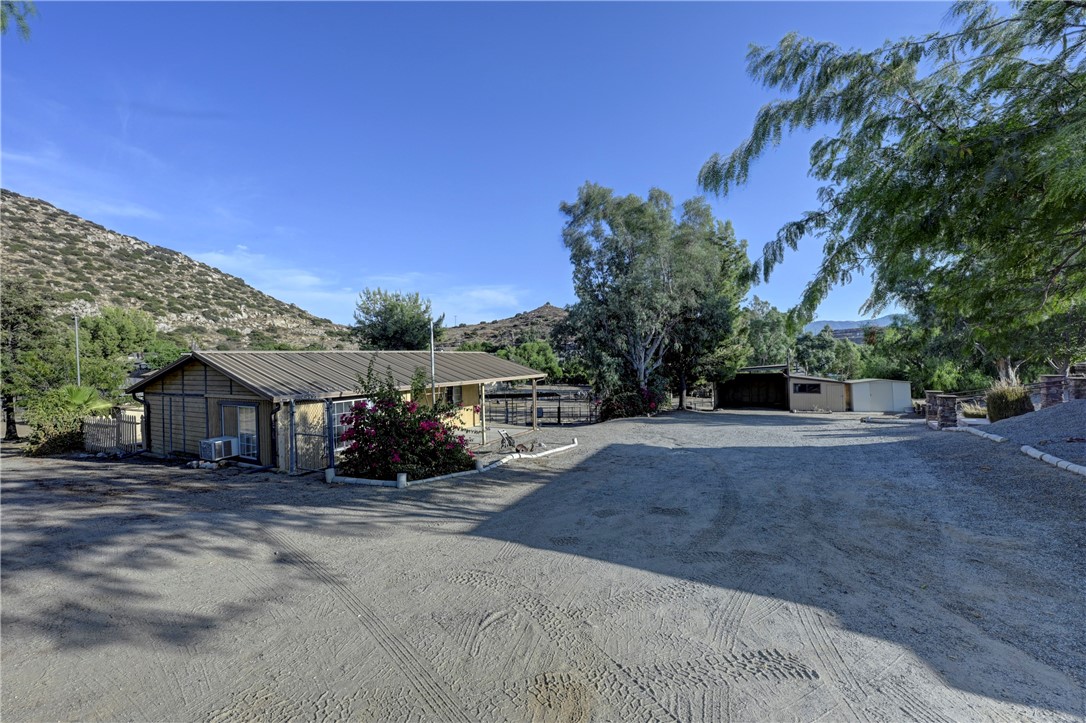 2481 Hillside Avenue