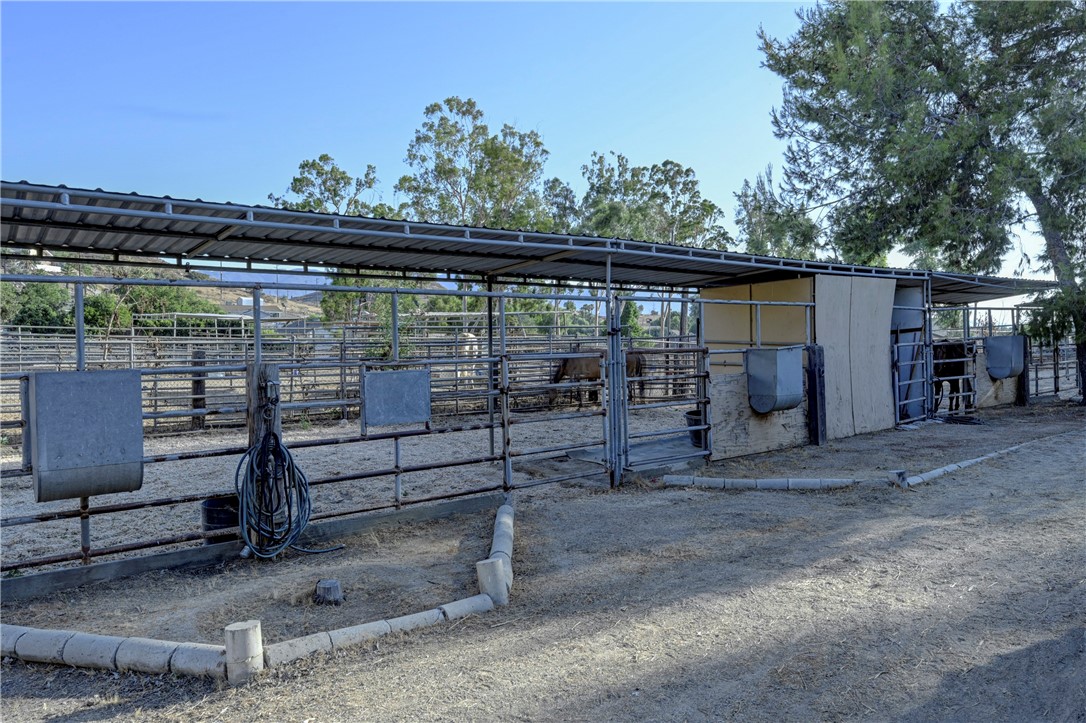 2481 Hillside Avenue