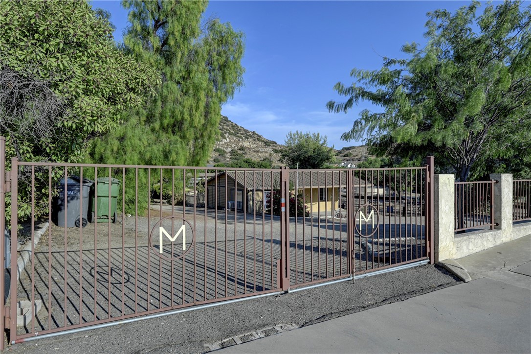 2481 Hillside Avenue