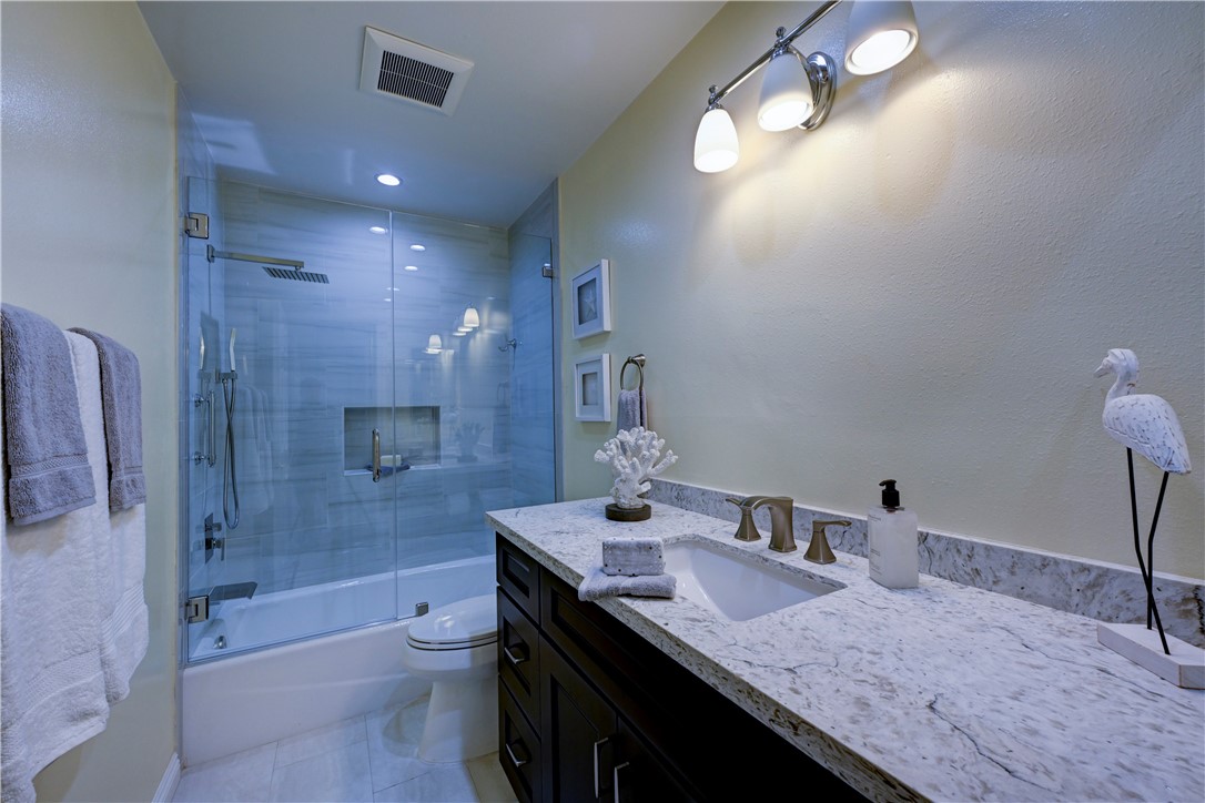 1850 North Cymbal Place