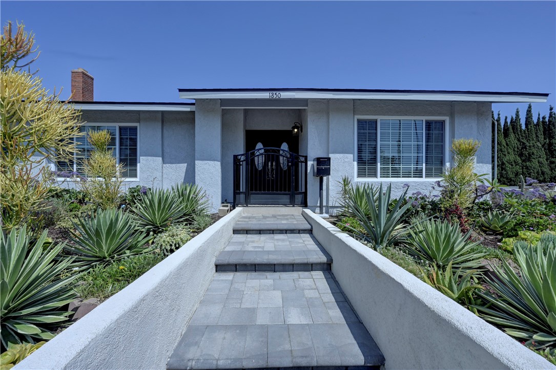 1850 North Cymbal Place