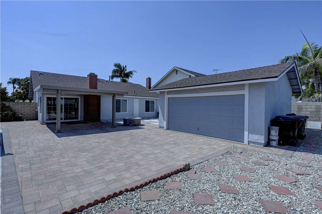 1850 North Cymbal Place