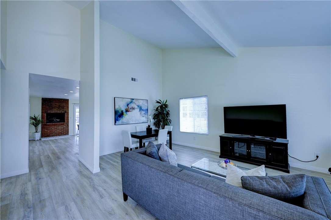 1850 North Cymbal Place